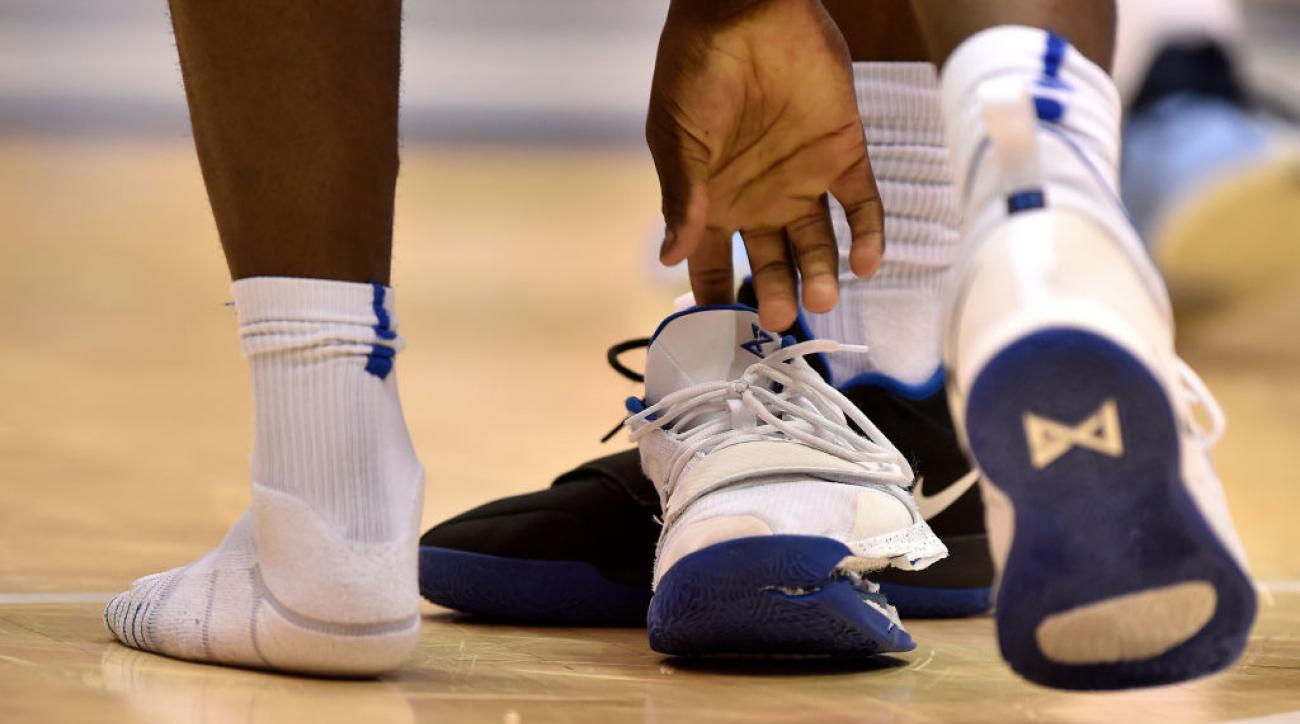 Cầu thủ như Zion Williamson có thực sự phù hợp với đôi Nike PG 2.5?